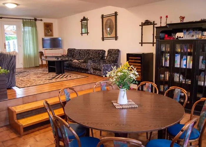 Villa Holacky Dolni Dunajovice